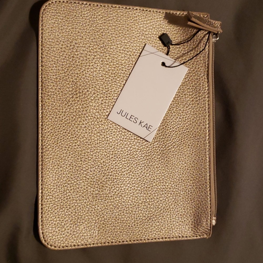 ⭐3/$25⭐ Jules Kae Gold Clutch NWT